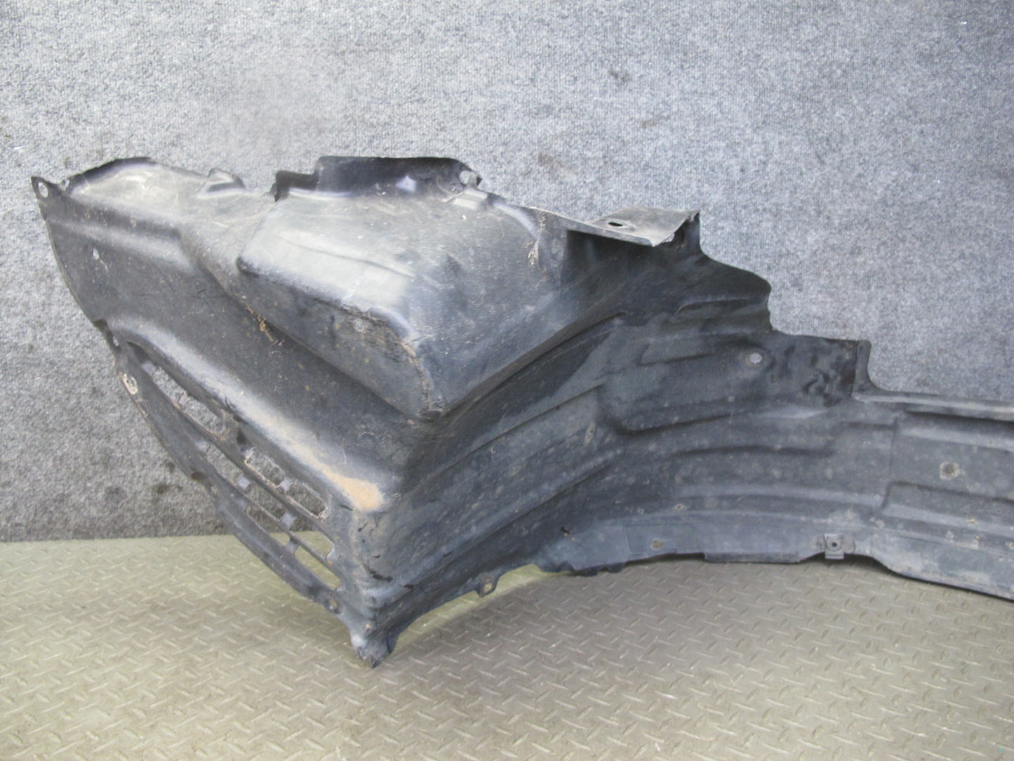 95-97 Toyota Celsior Lexus LS400 UCF20 Front Fender Liner Splash Shield Set OEM