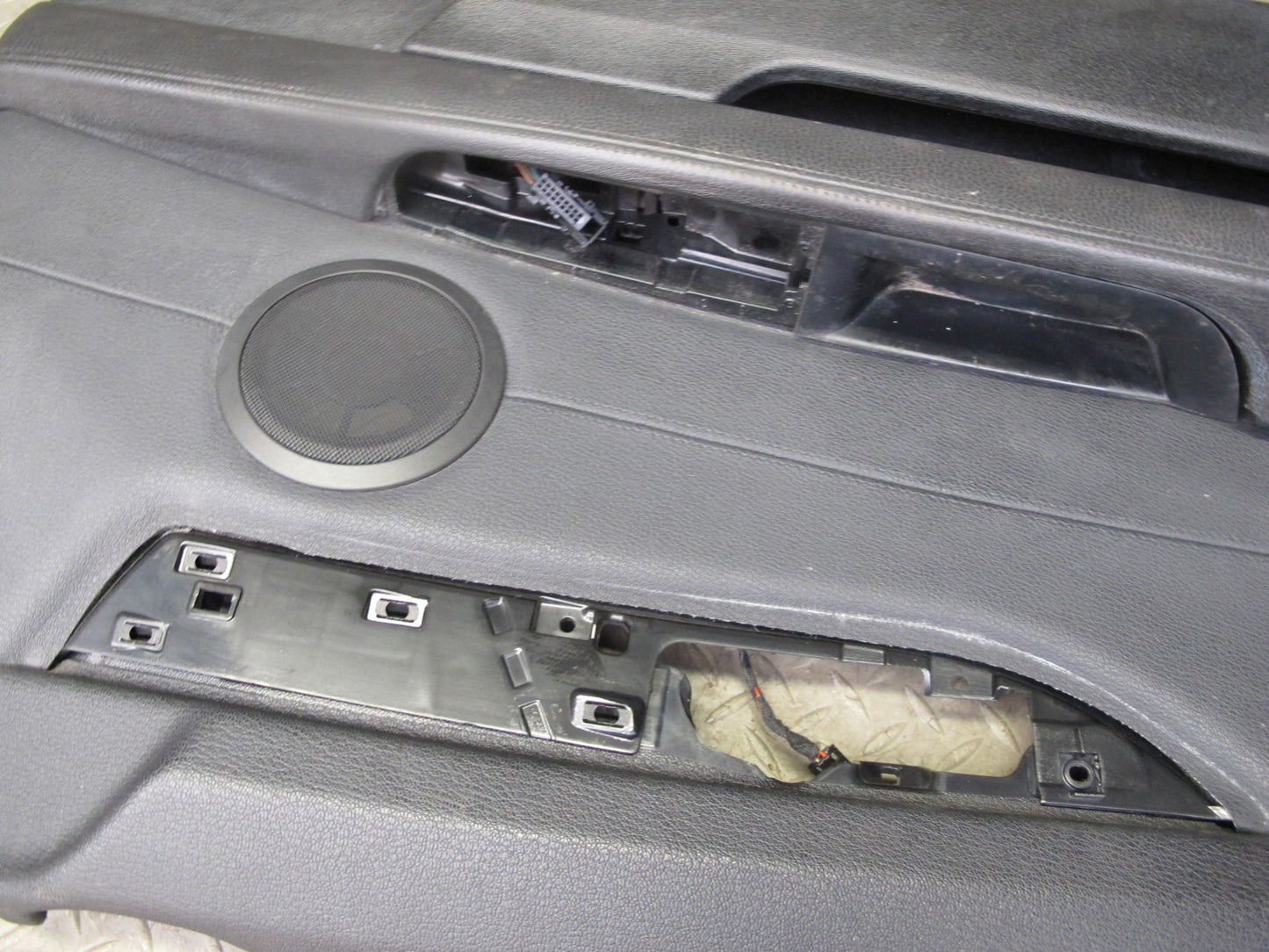 09-16 BMW E89 Z4 Set of 2 Left & Right Door Interior Trim Cover Panel Black OEM