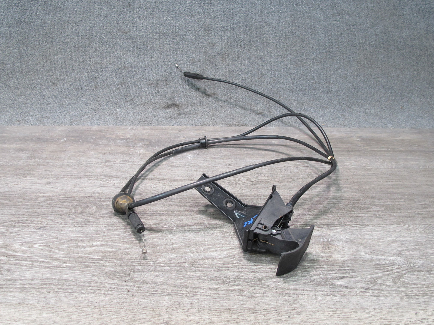 84-96 Chevrolet Corvette C4 Hood Release Handle Cable w Left Right Lock Set OEM