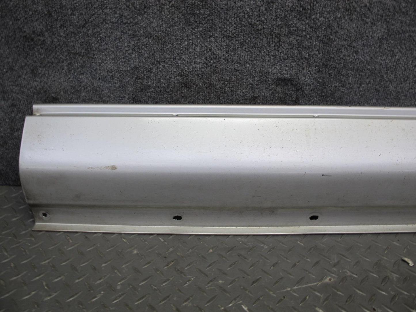 95-97 Toyota Celsior Lexus LS400 Side Skirt Rocker Panel Molding Set Gray OEM