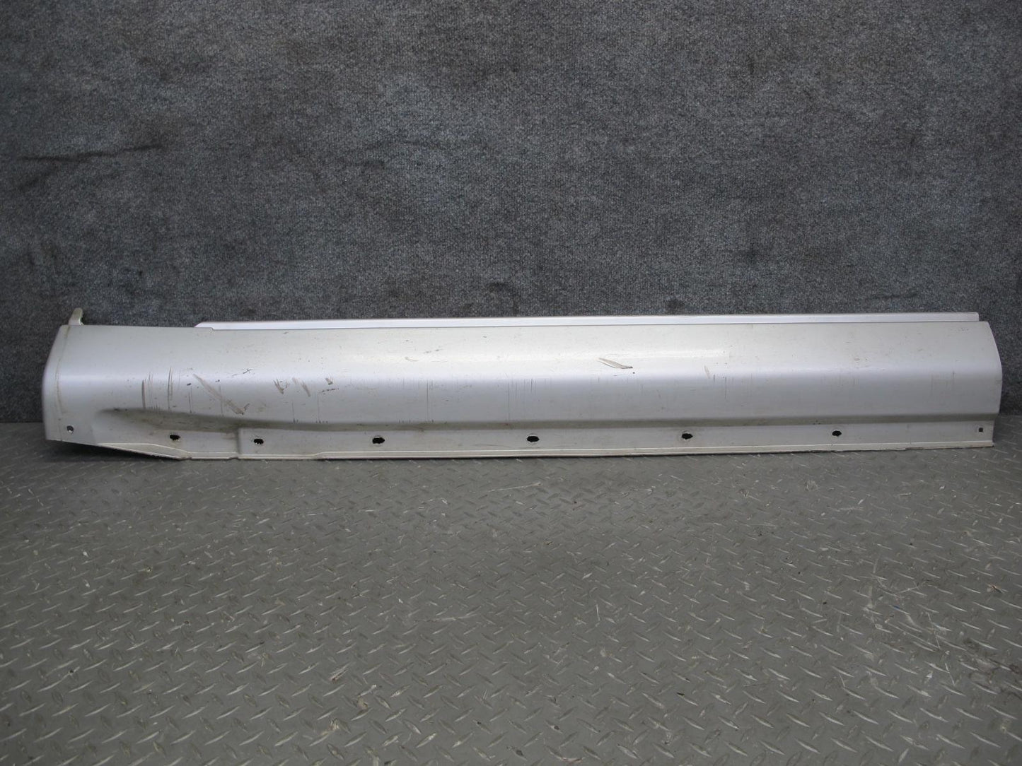 95-97 Toyota Celsior Lexus LS400 Side Skirt Rocker Panel Molding Set Gray OEM