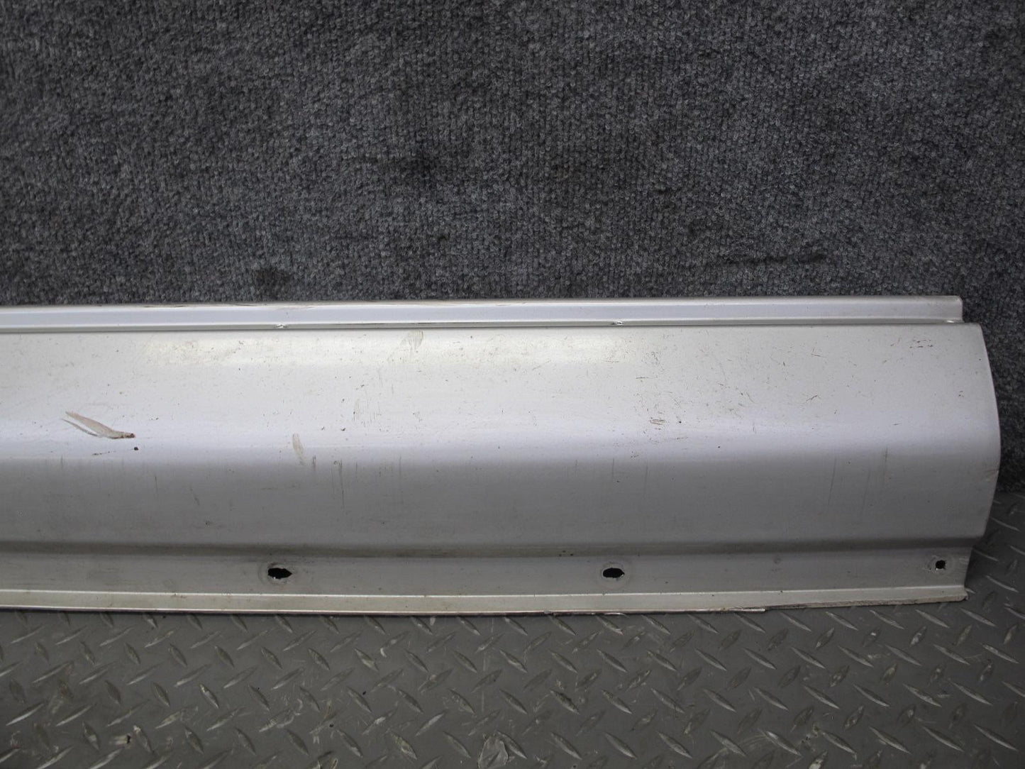 95-97 Toyota Celsior Lexus LS400 Side Skirt Rocker Panel Molding Set Gray OEM