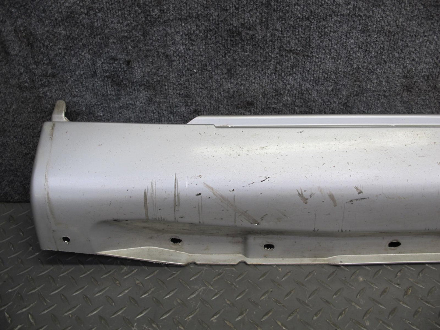 95-97 Toyota Celsior Lexus LS400 Side Skirt Rocker Panel Molding Set Gray OEM