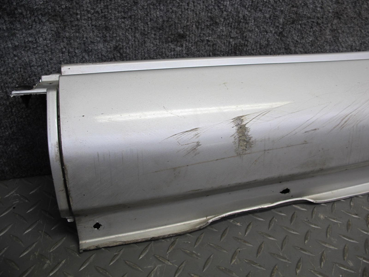 95-97 Toyota Celsior Lexus LS400 Side Skirt Rocker Panel Molding Set Gray OEM