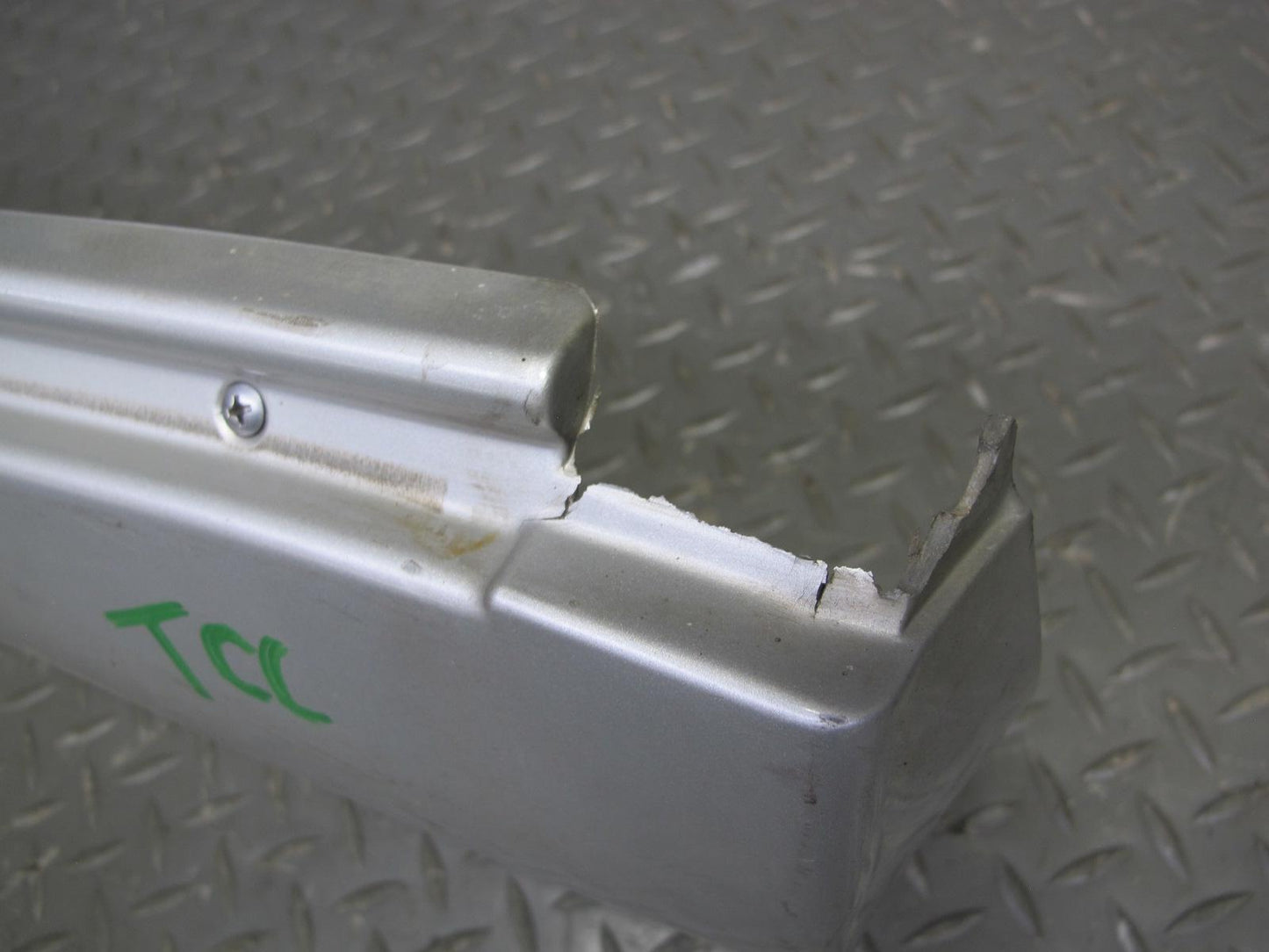 95-97 Toyota Celsior Lexus LS400 Side Skirt Rocker Panel Molding Set Gray OEM