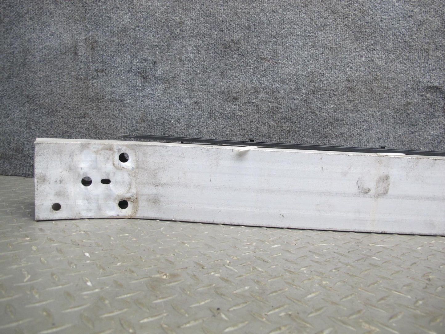 95-97 Toyota Celsior Lexus LS400 UCF20 Front Bumper Impact Reinforcement Bar OEM