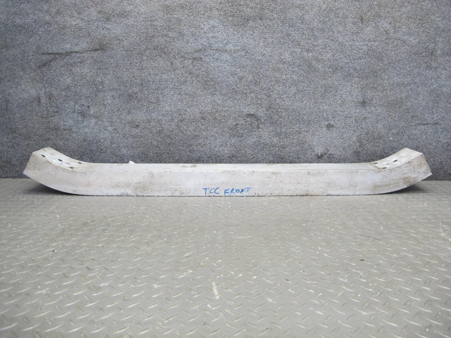 95-97 Toyota Celsior Lexus LS400 UCF20 Front Bumper Impact Reinforcement Bar OEM