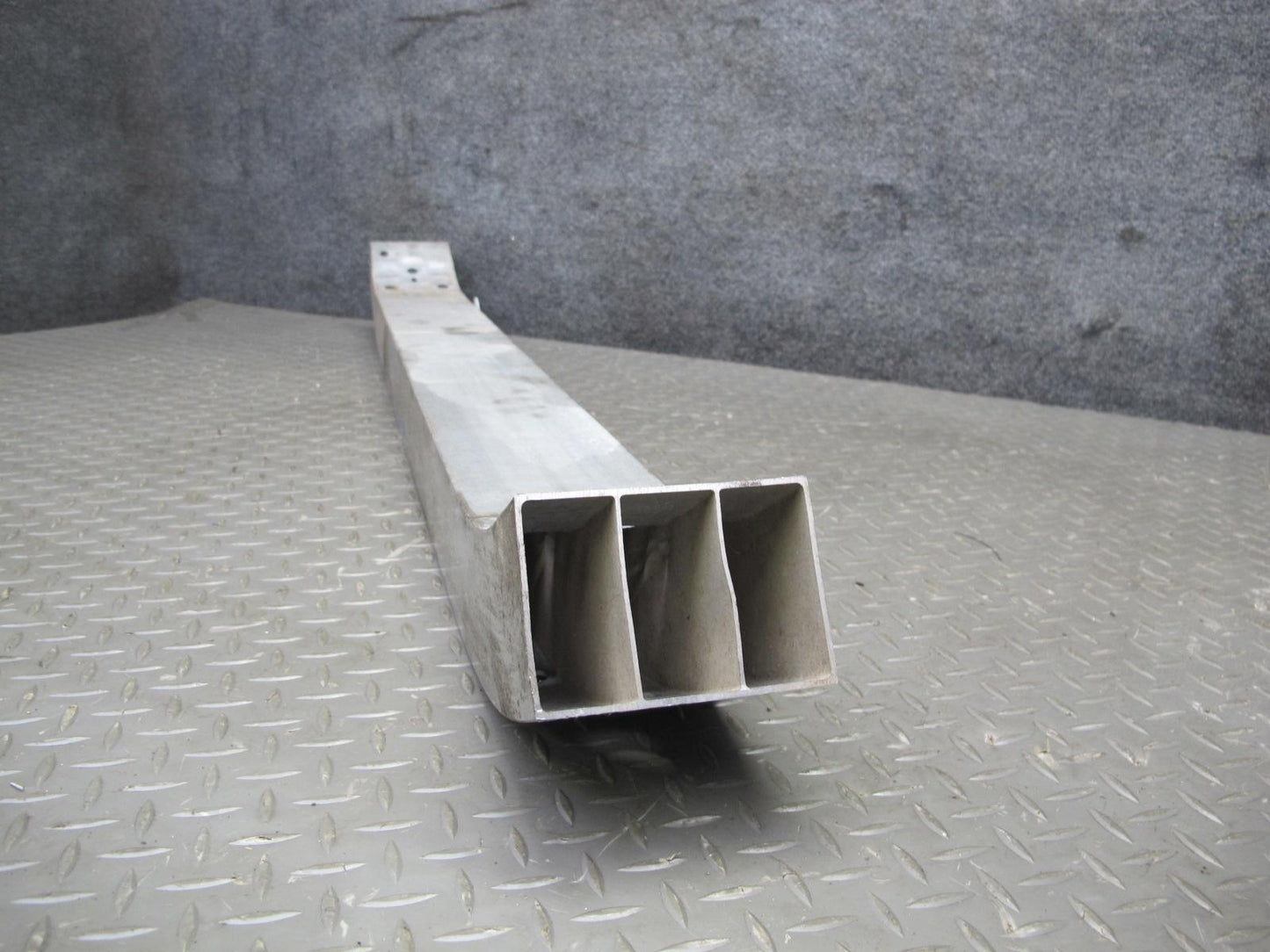 95-97 Toyota Celsior Lexus LS400 UCF20 Front Bumper Impact Reinforcement Bar OEM