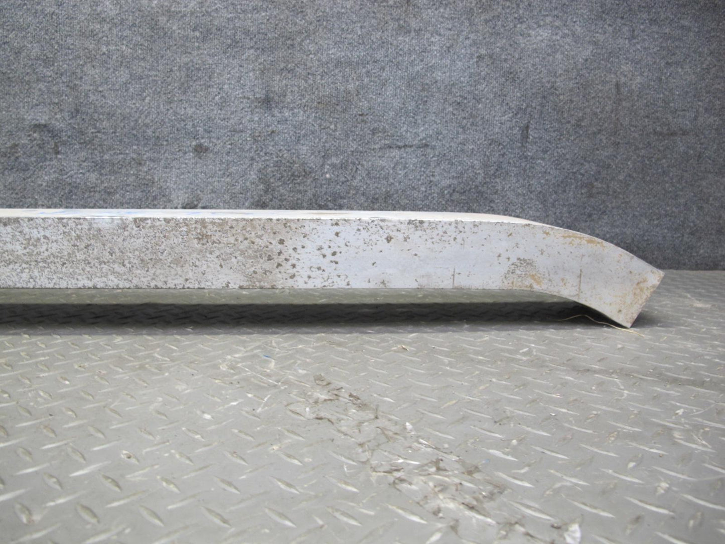 95-97 Toyota Celsior Lexus LS400 UCF20 Rear Bumper Impact Reinforcement Bar OEM