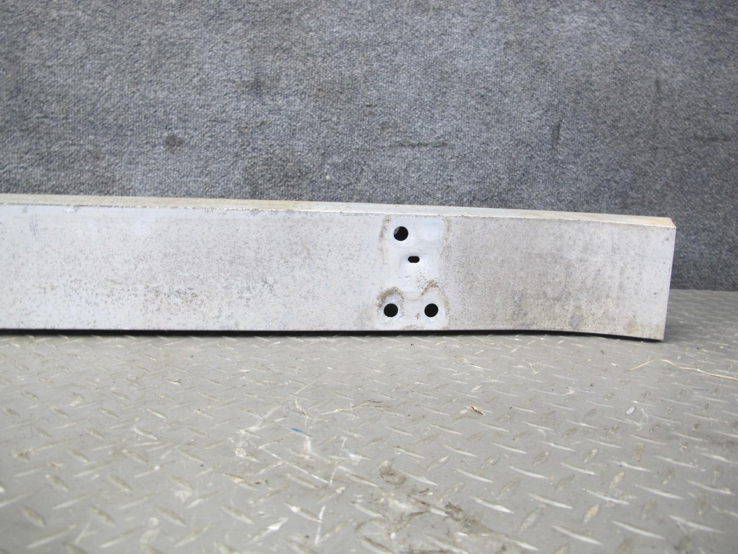 95-97 Toyota Celsior Lexus LS400 UCF20 Rear Bumper Impact Reinforcement Bar OEM