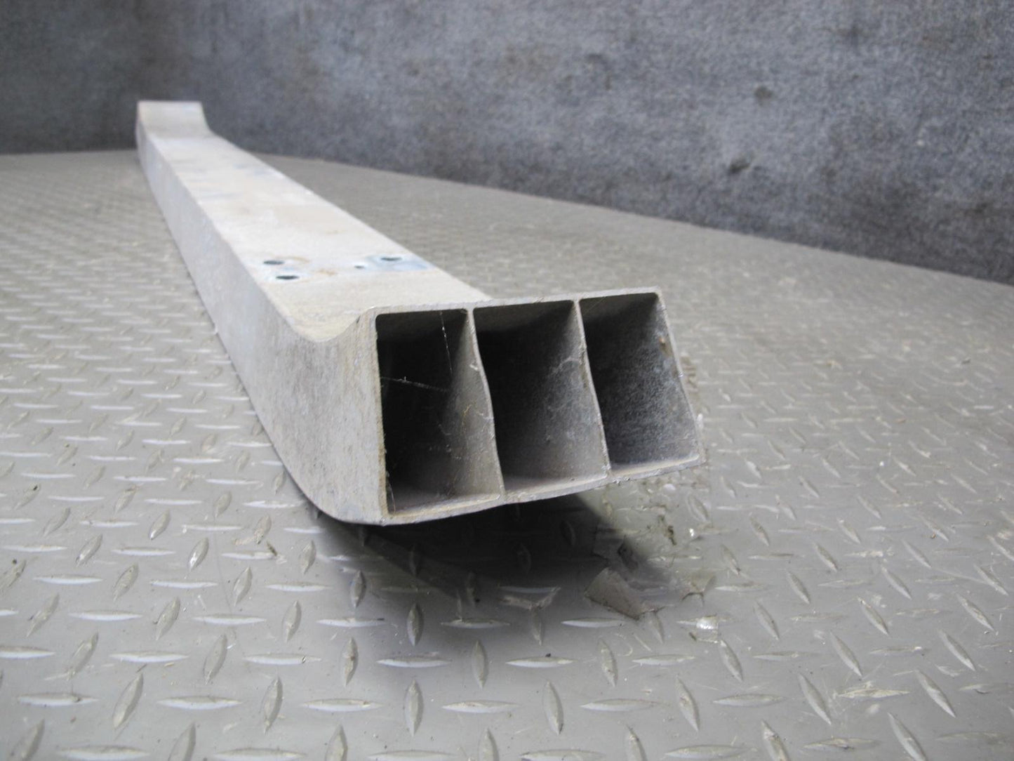 95-97 Toyota Celsior Lexus LS400 UCF20 Rear Bumper Impact Reinforcement Bar OEM