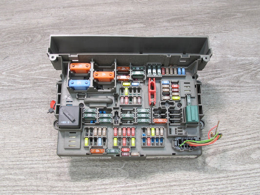 08-13 BMW E88 E82 135I Power Distribution Fuse Relay Box Module OEM