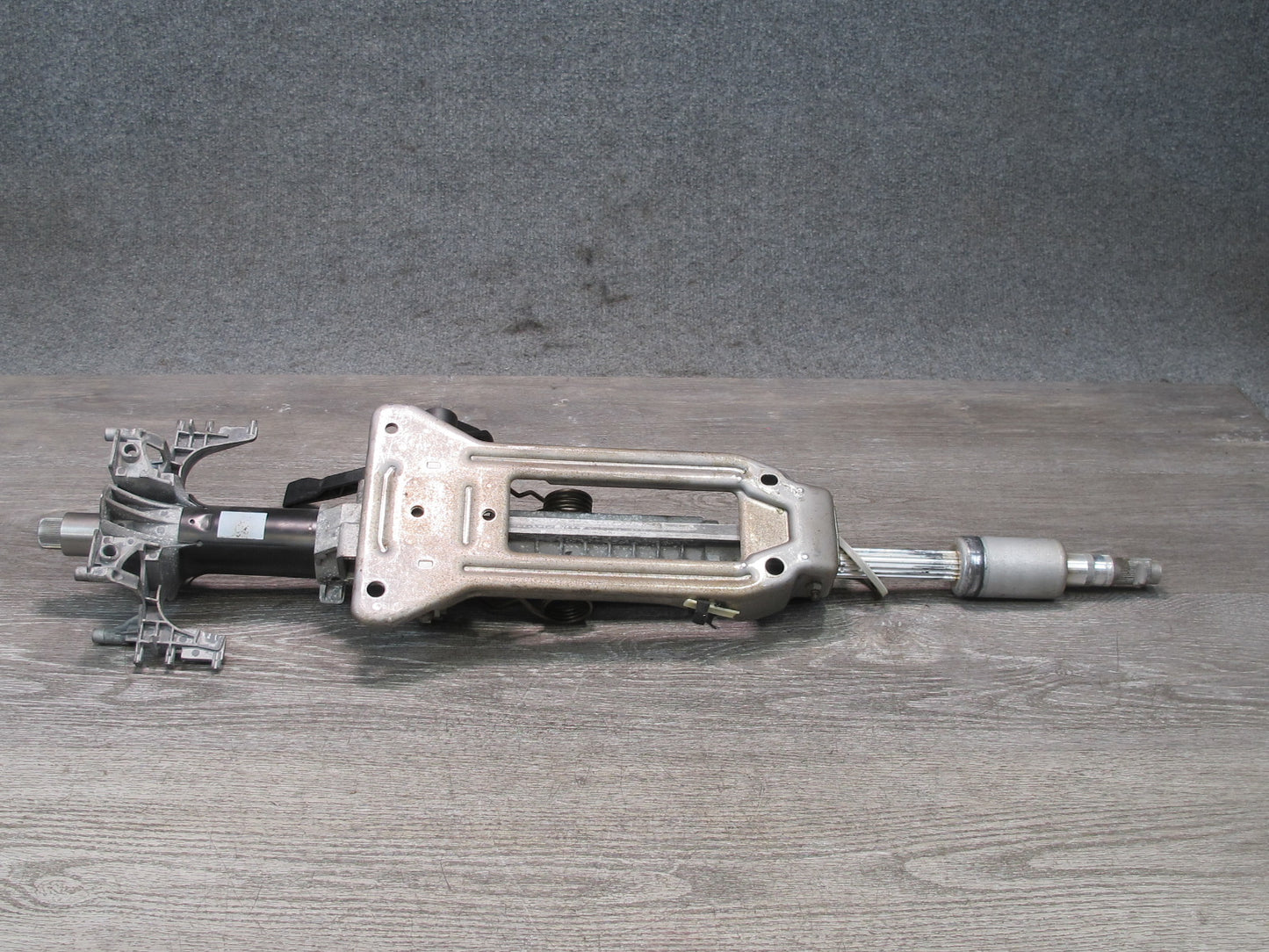 08-13 BMW E82 E88 135i Manual Adjust Steering Column Assembly 6780274 OEM