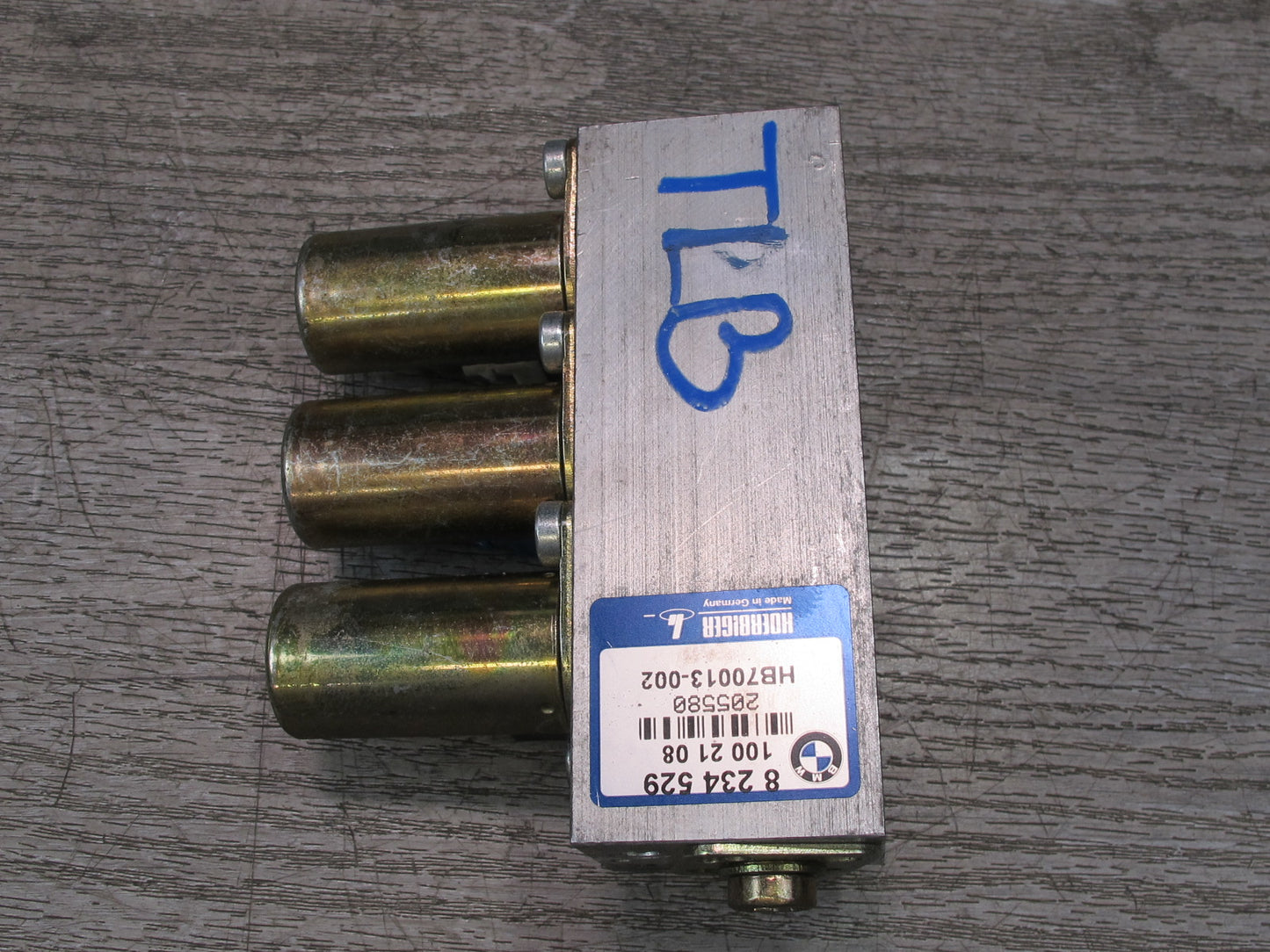 2001-2006 BMW E46 M3 Convertible TOP Roof Hydraulic Valve Control Block