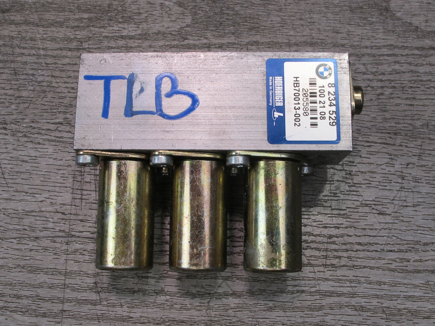 2001-2006 BMW E46 M3 Convertible TOP Roof Hydraulic Valve Control Block