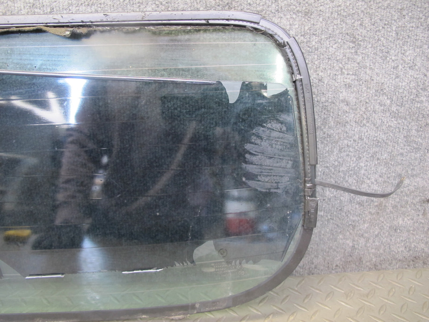 08-13 BMW E88 135i Convertible Soft TOP Rear Heated Glass Window OEM