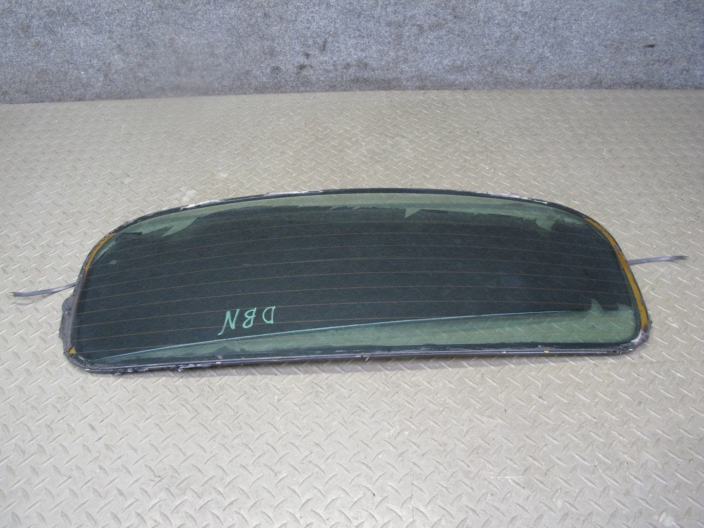 08-13 BMW E88 135i Convertible Soft TOP Rear Heated Glass Window OEM