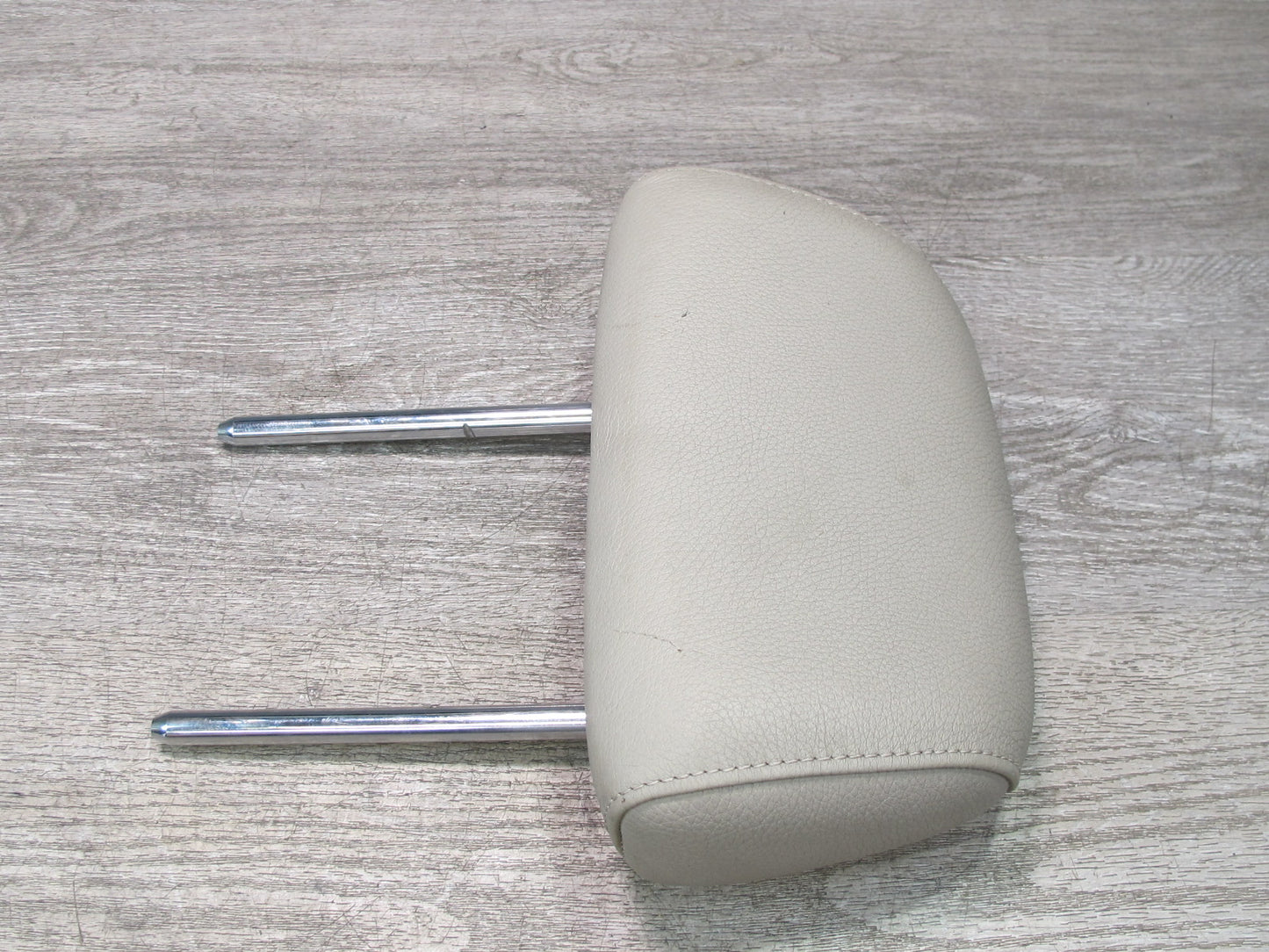 08-13 BMW E82 E88 135i Convertible Set of 2 Rear Seat Leather Headrest OEM