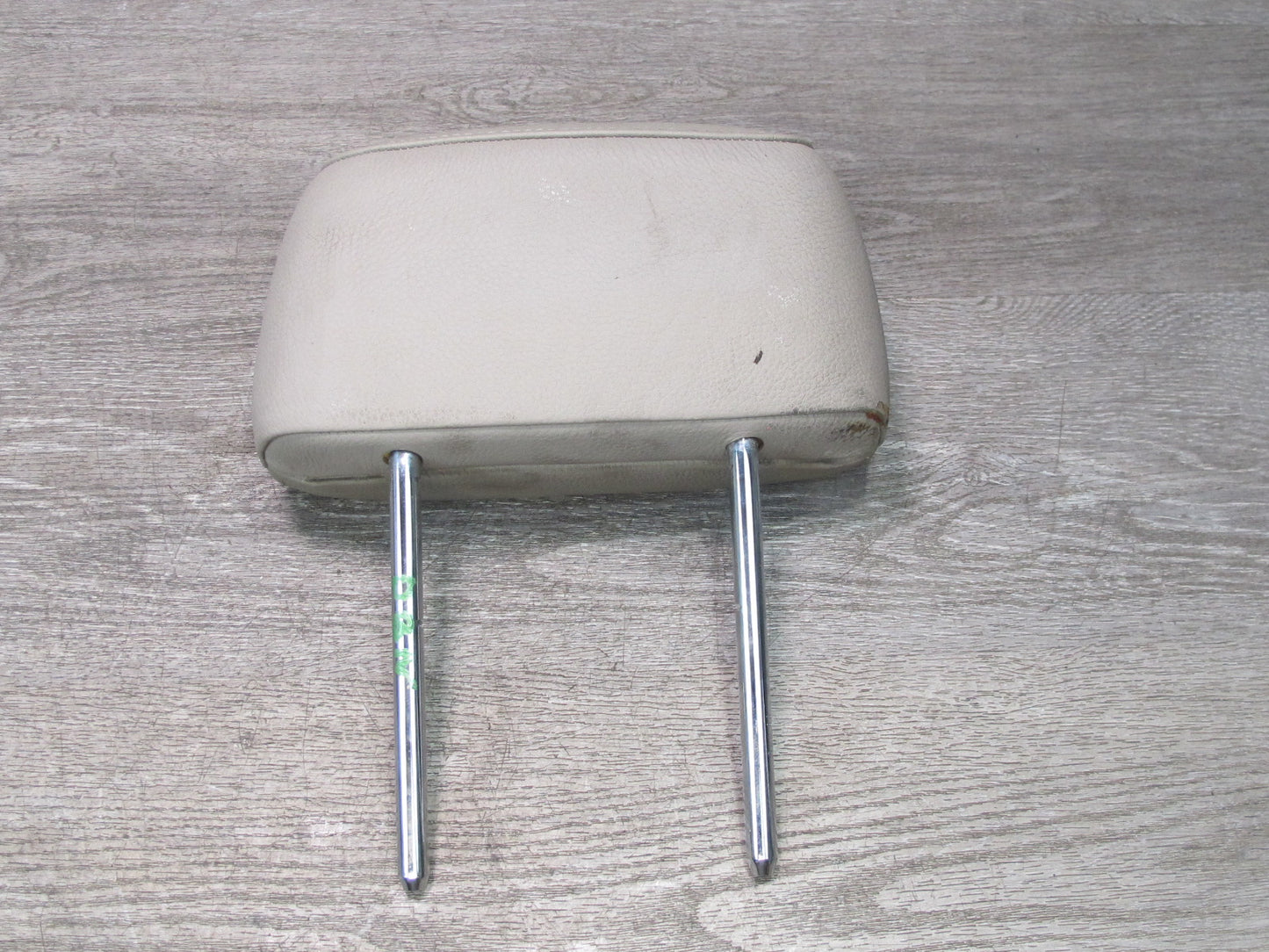 08-13 BMW E82 E88 135i Convertible Set of 2 Rear Seat Leather Headrest OEM