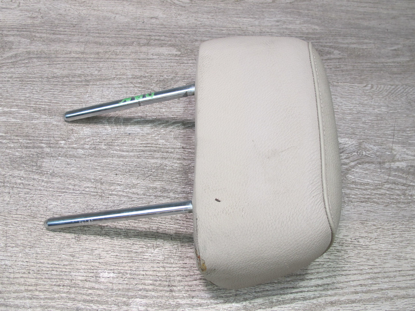 08-13 BMW E82 E88 135i Convertible Set of 2 Rear Seat Leather Headrest OEM