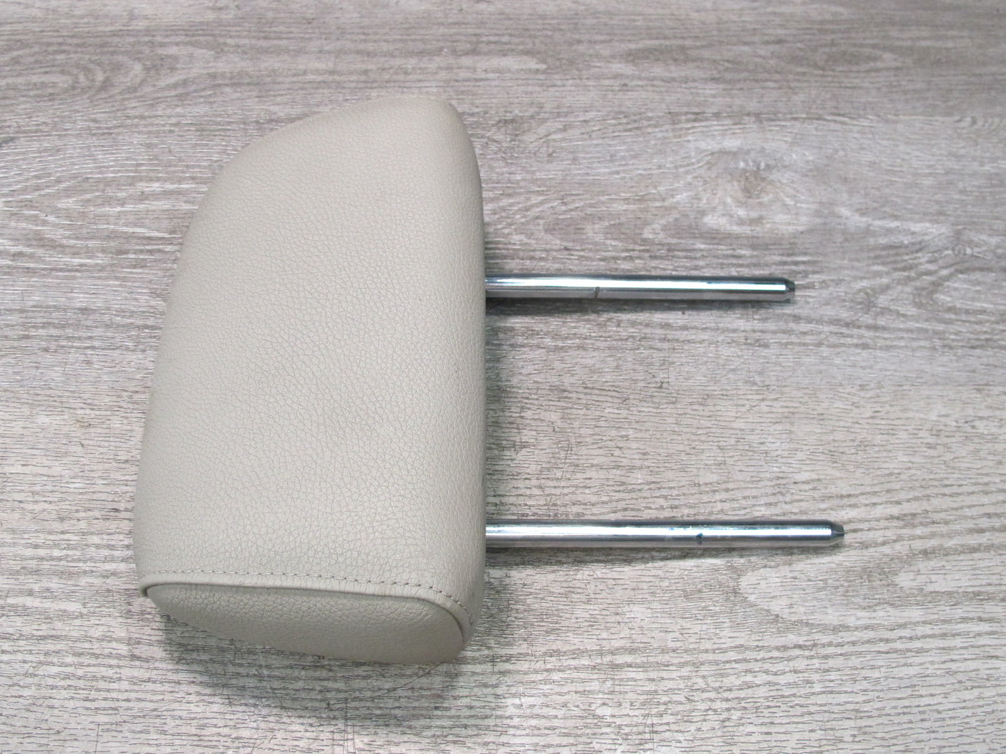 08-13 BMW E82 E88 135i Convertible Set of 2 Rear Seat Leather Headrest OEM