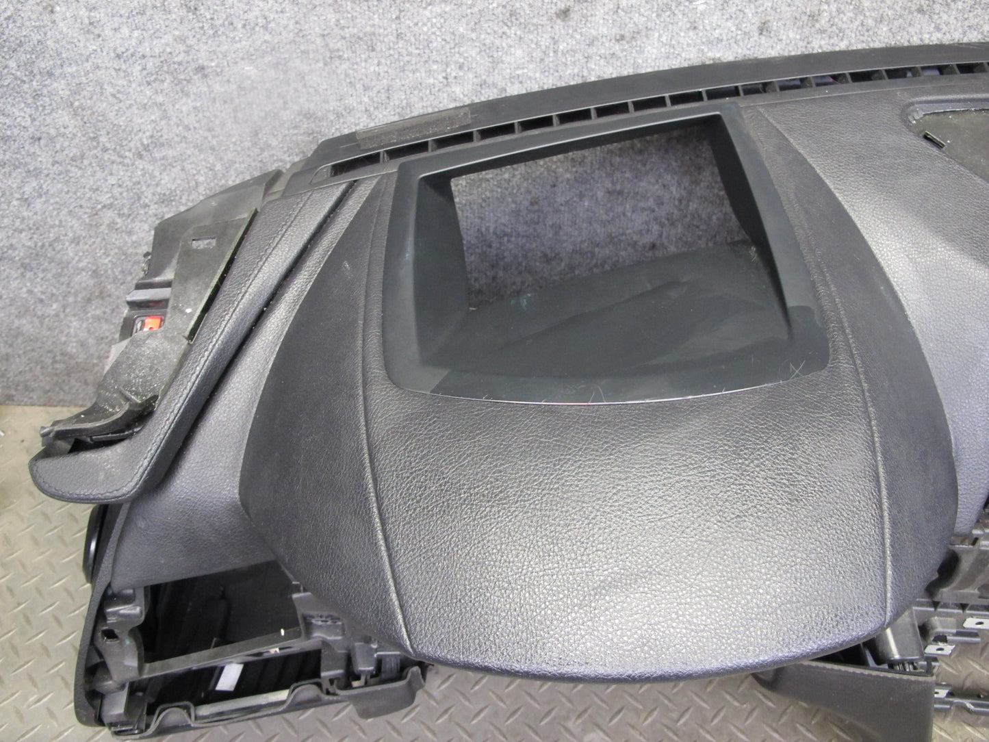 2012-2015 BMW F12 F13 M6 Dashboard HUD Instrument Panel Leather Black Assembly