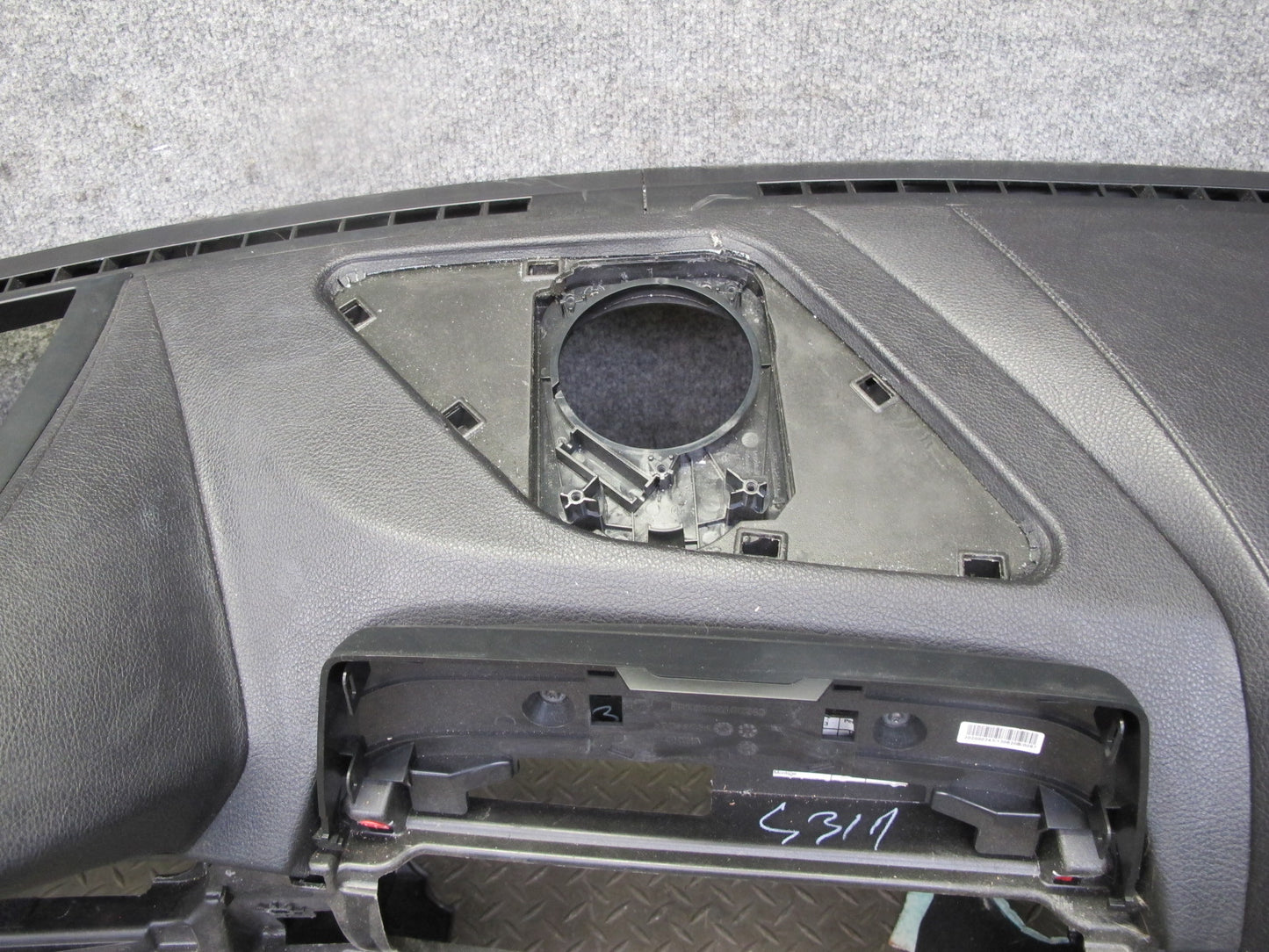 2012-2015 BMW F12 F13 M6 Dashboard HUD Instrument Panel Leather Black Assembly