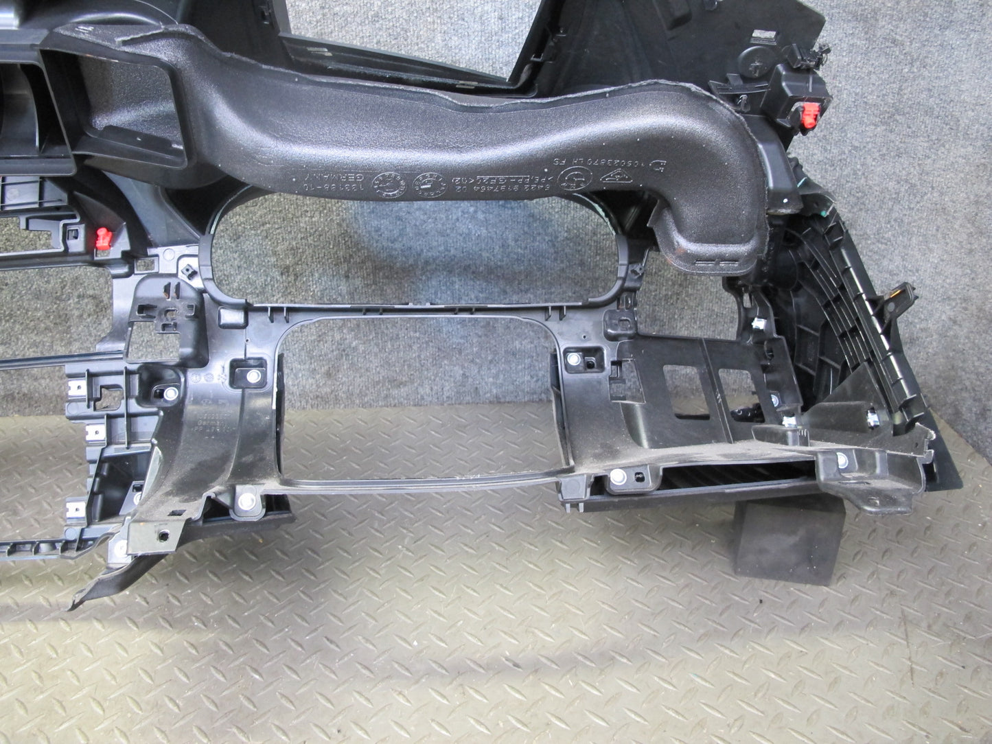 2012-2015 BMW F12 F13 M6 Dashboard HUD Instrument Panel Leather Black Assembly