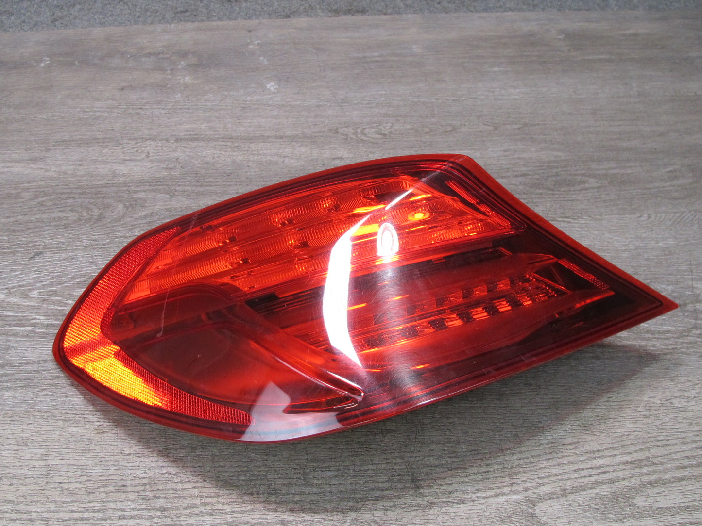 2012-2018 BMW F12 F13 F06 M6 Rear Left Driver Side Outer Tail Light Lamp
