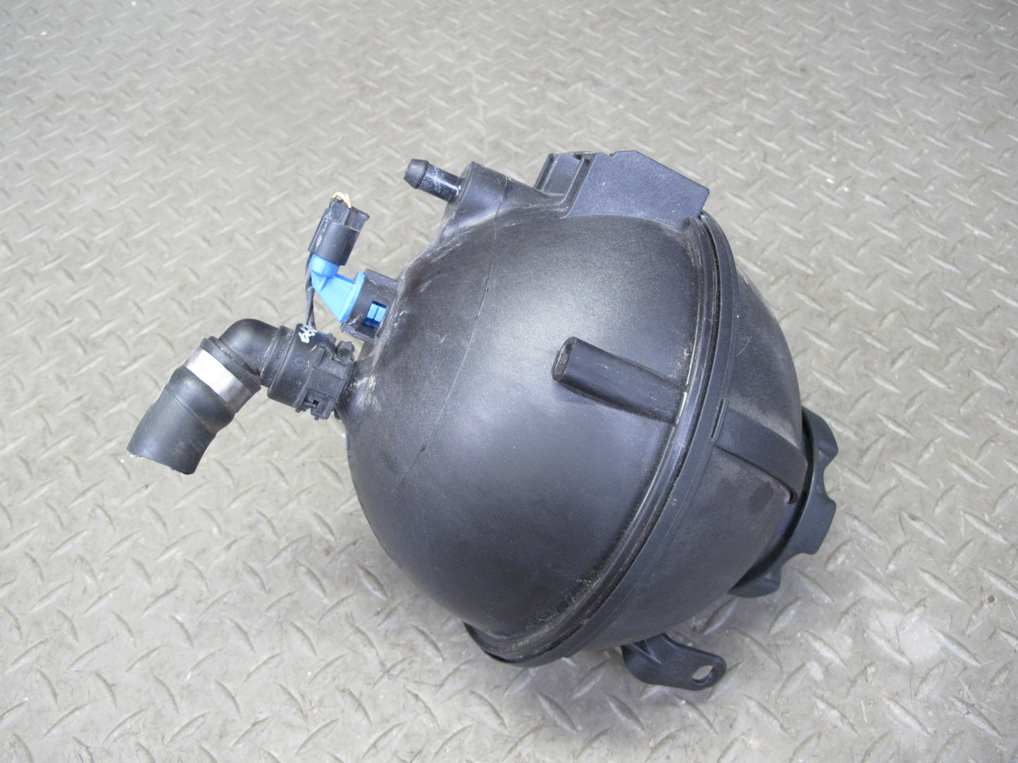 11-17 BMW F25 X3 Engine Coolant Expansion Overflow Reservoir Tank 8616418 OEM