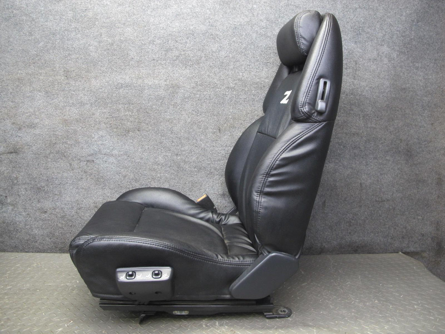 90-96 Nissan Z32 300ZX 2+0 Set of 2 Front Left & Right Leather Seat Black