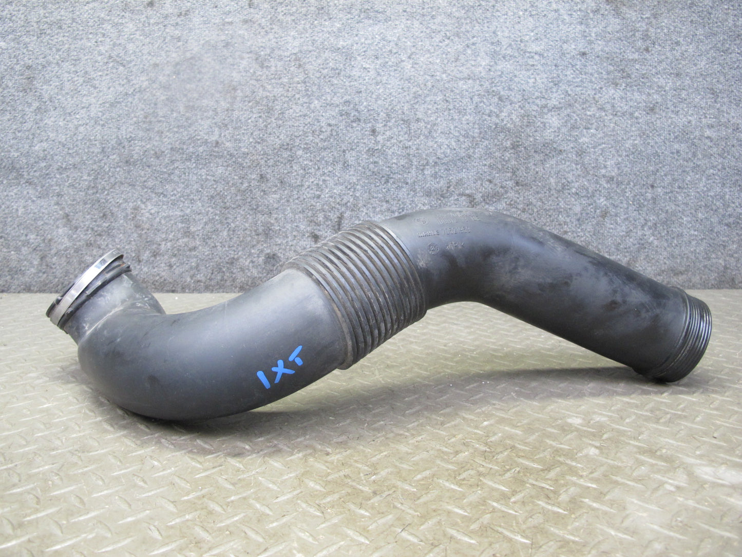 11-17 BMW F25 X3 Air Intake Cleaner Filter Box Hose Pipe Line 7616933 OEM