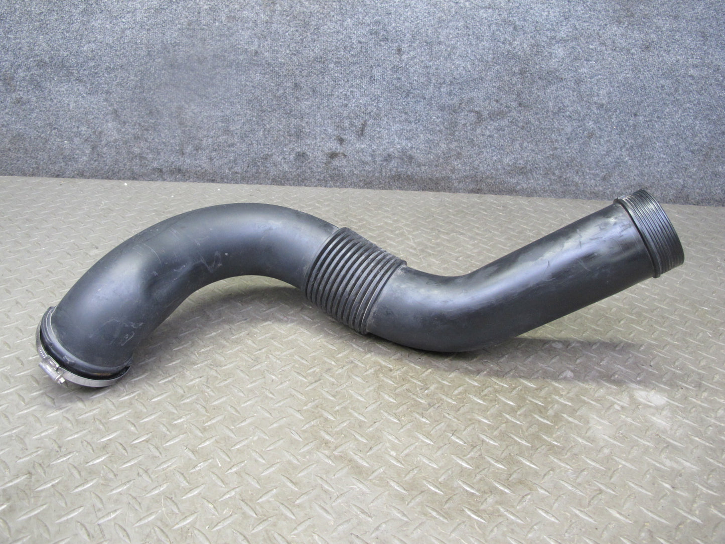 11-17 BMW F25 X3 Air Intake Cleaner Filter Box Hose Pipe Line 7616933 OEM