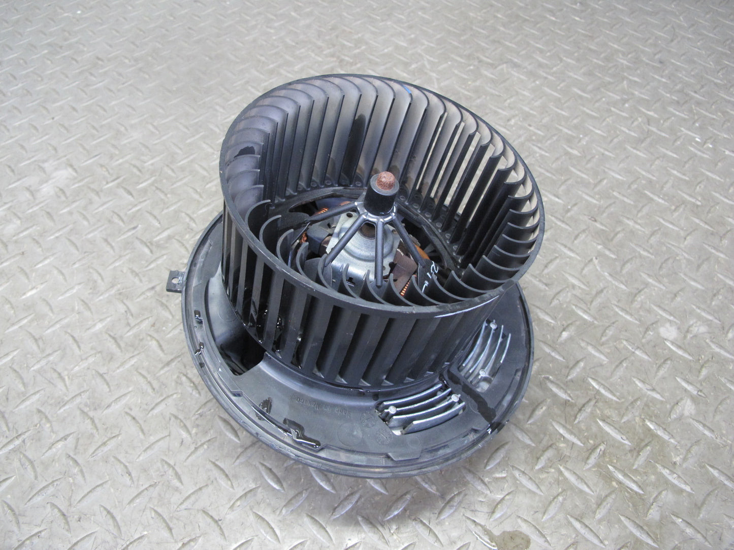11-17 BMW F25 X3 A/C Heater Blower Motor Fan w Resistor OEM