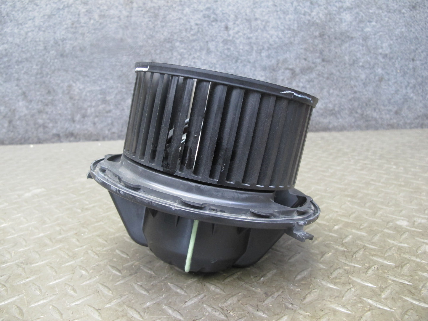 11-17 BMW F25 X3 A/C Heater Blower Motor Fan w Resistor OEM