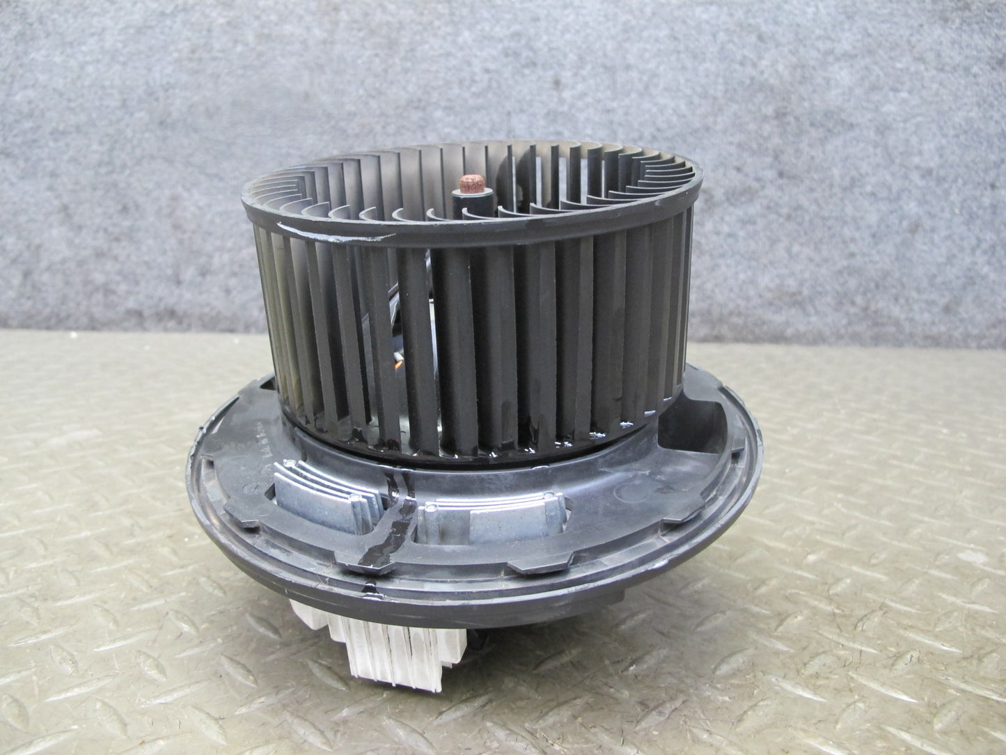 11-17 BMW F25 X3 A/C Heater Blower Motor Fan w Resistor OEM