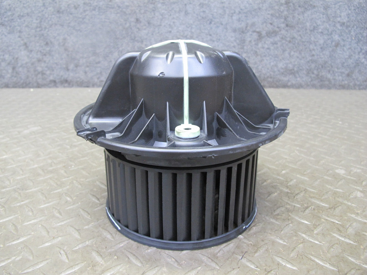 11-17 BMW F25 X3 A/C Heater Blower Motor Fan w Resistor OEM