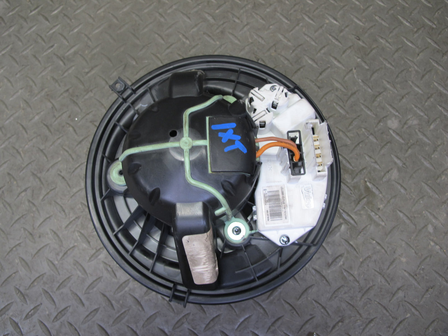 11-17 BMW F25 X3 A/C Heater Blower Motor Fan w Resistor OEM