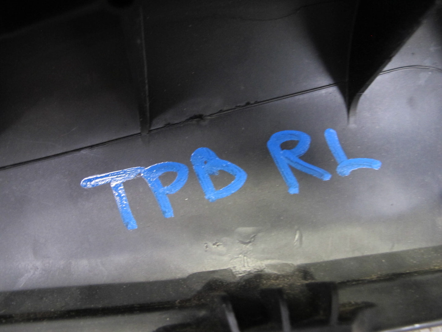 01-06 BMW E46 330ci Convertible Rear Left & Right Lateral Trim Cover Set OEM