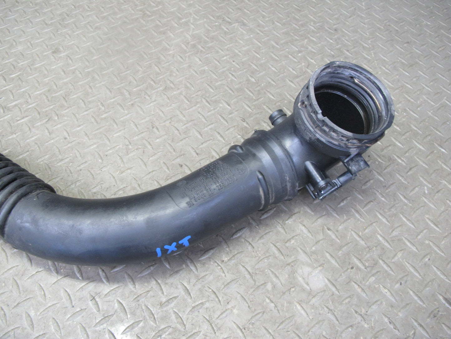 11-17 BMW F25 X3 Air Intake Turbocharger Intercooler Hose Pipe Line 7597592 OEM