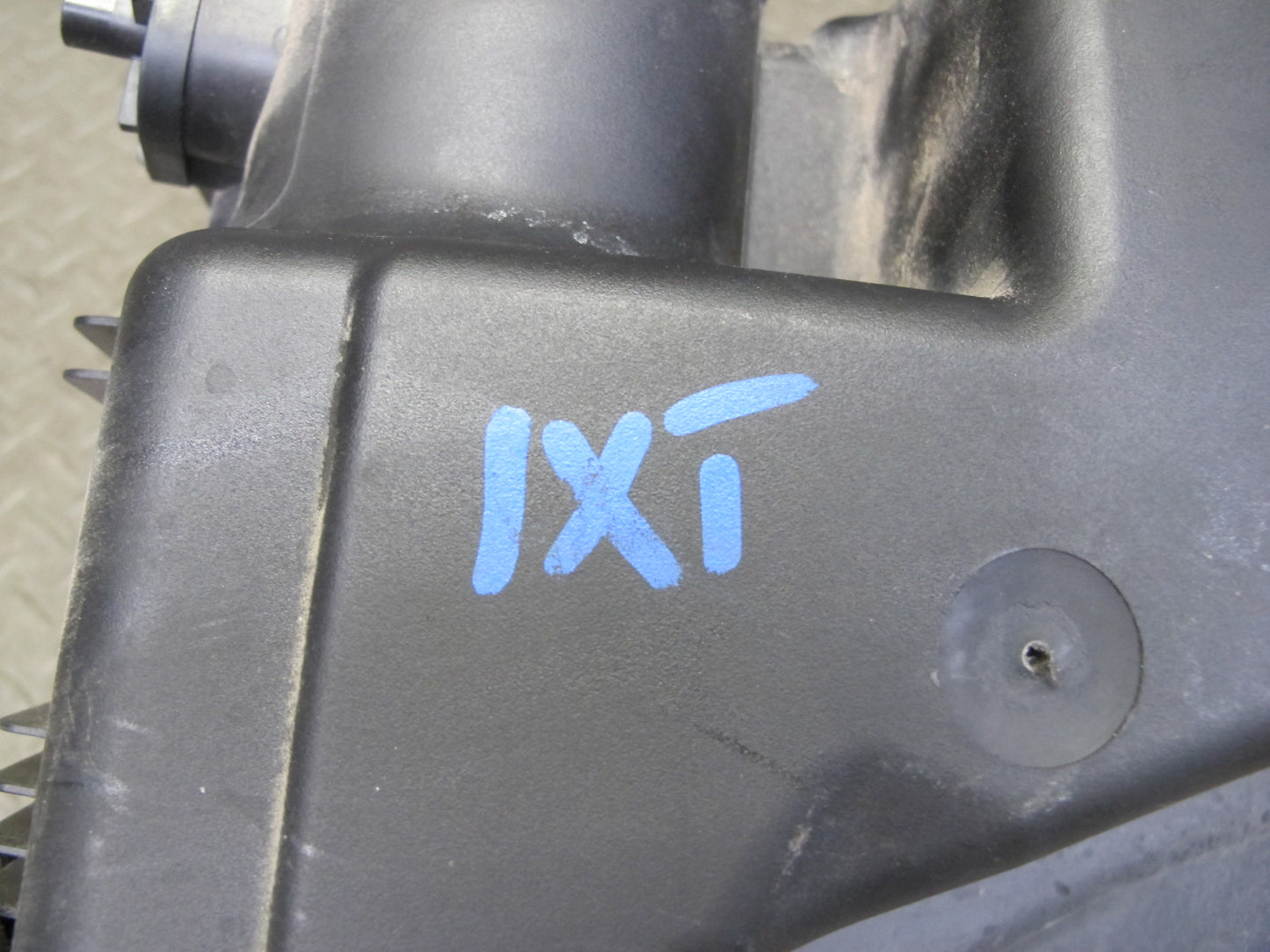 13-17 BMW F25 X3 N20 Air Intake Cleaner Filter Box w MAF Sensor OEM