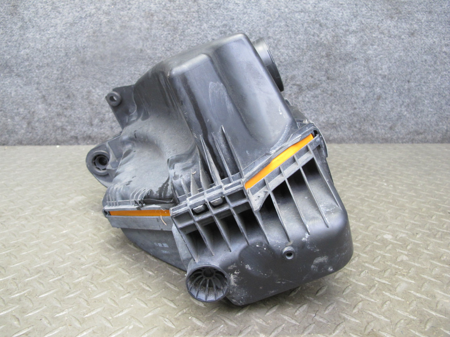 13-17 BMW F25 X3 N20 Air Intake Cleaner Filter Box w MAF Sensor OEM