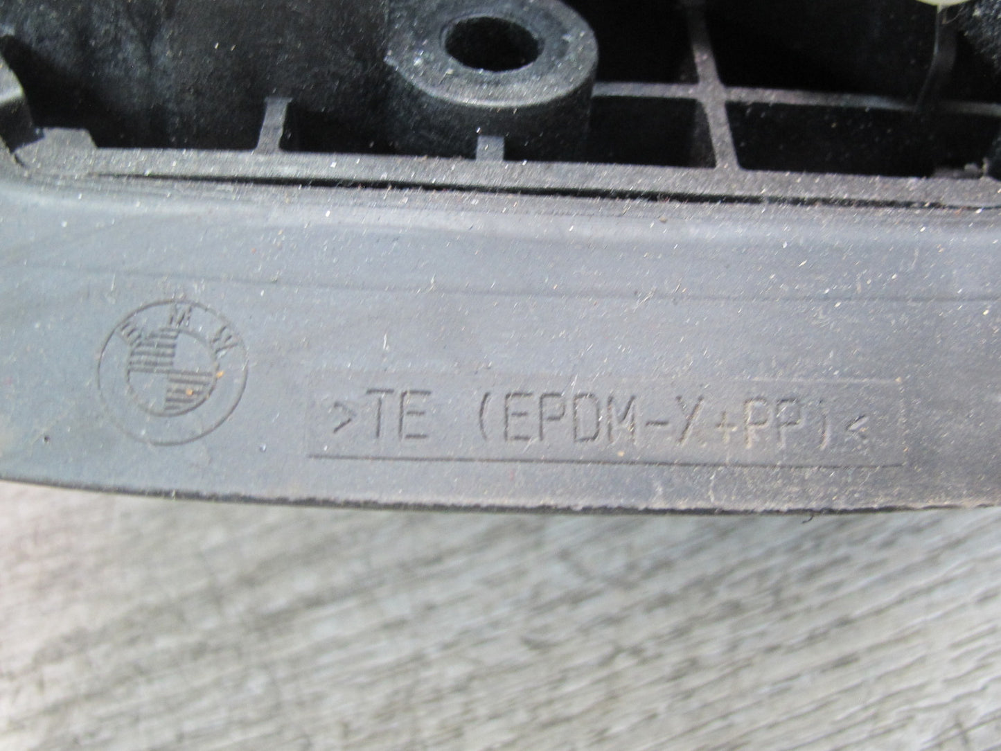 08-13 BMW E82 E88 135i A/T Automatic Transmission Gear Shifter w Boot & Knob OEM