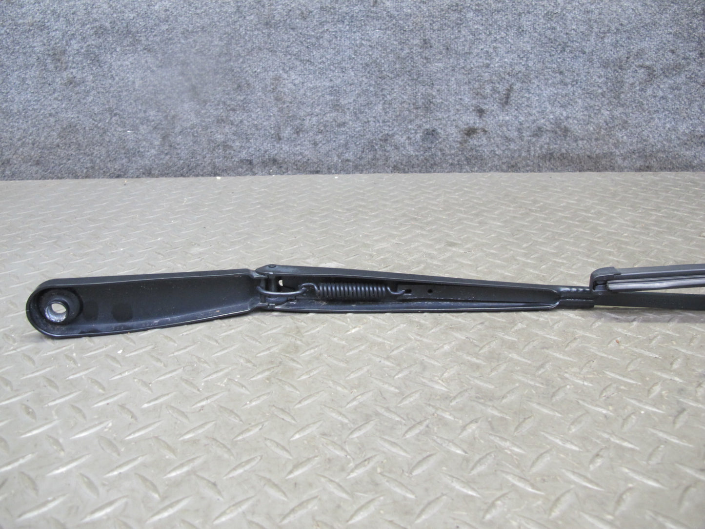 11-17 BMW F25 X3 Set of 2 Front Windshield Left & Right Wiper Arm OEM