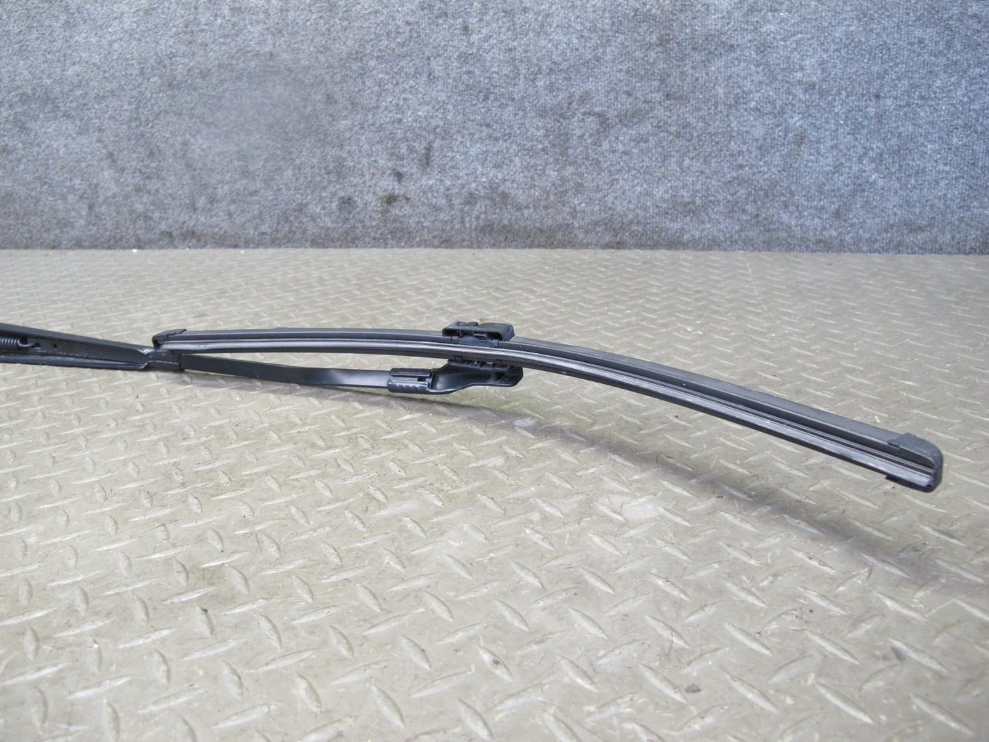 11-17 BMW F25 X3 Set of 2 Front Windshield Left & Right Wiper Arm OEM
