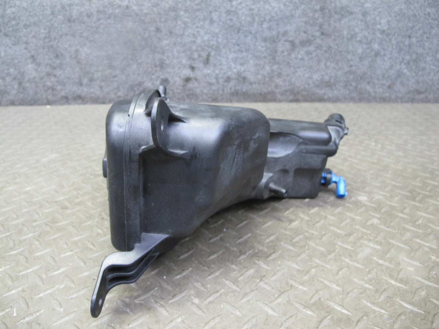 08-13 BMW E82 E88 135i Engine Coolant Expansion Overflow Reservoir Tank OEM