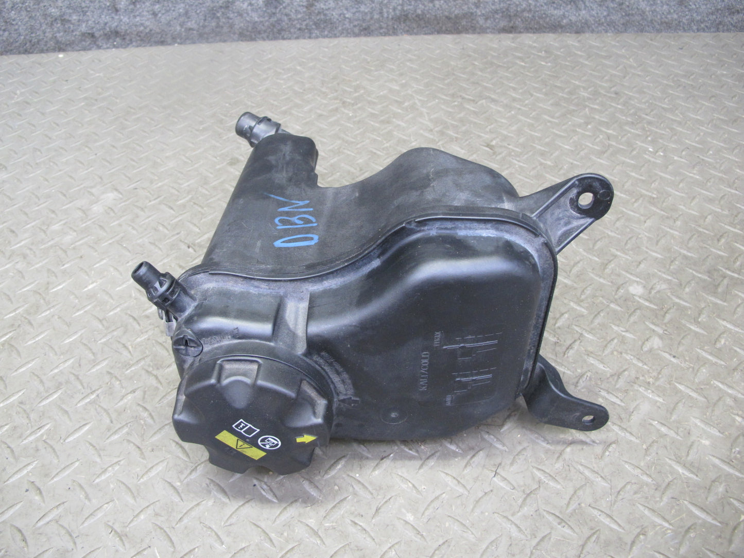 08-13 BMW E82 E88 135i Engine Coolant Expansion Overflow Reservoir Tank OEM