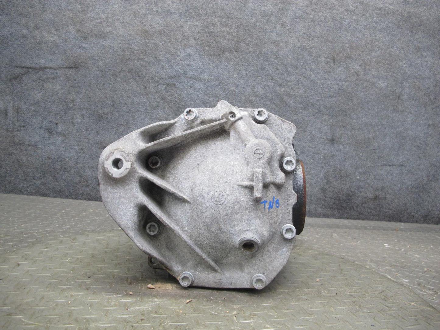 12-15 BMW F30 335i 335Xi M/T Rear Axle Differential Carrier 3.23 Ratio 91k Miles