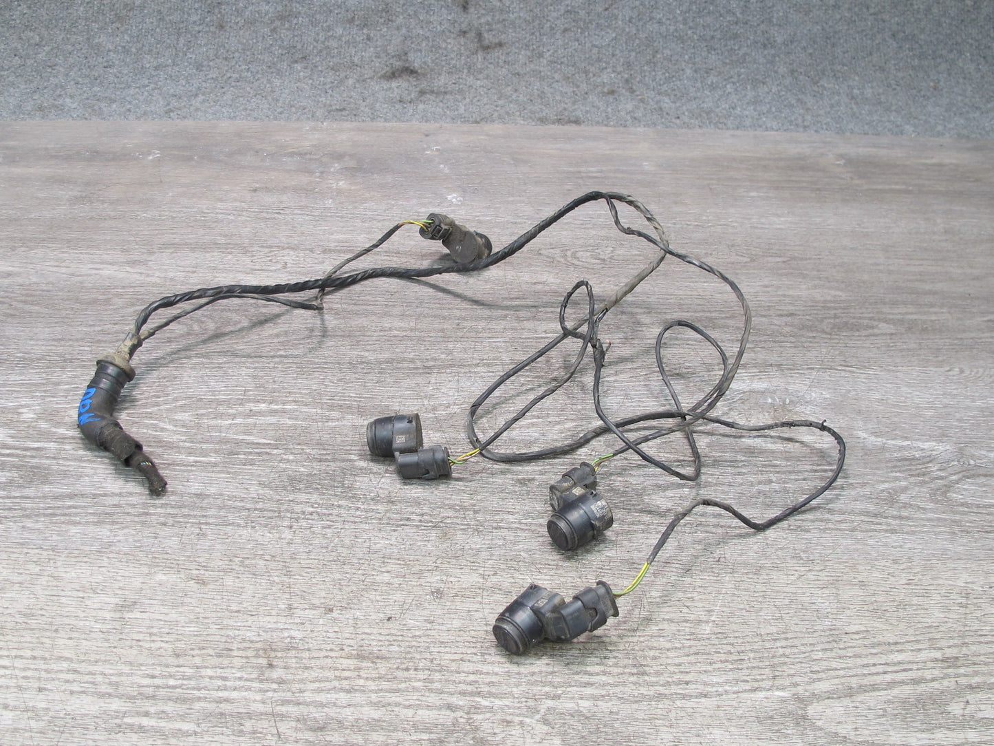 08-13 BMW E82 E88 135i Rear PDC Parking Distance Sensor Set w Wiring Harness OEM