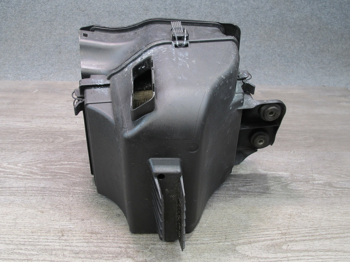 01-06 BMW E46 330ci M54 Air Intake Cleaner Filter Box 7501972 OEM